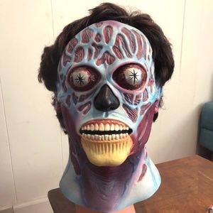 Officially Licensed They Live Mask